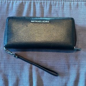 Michael Kors Wallet/wristlet.